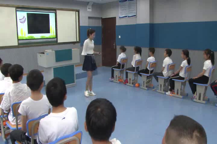 人音版音乐四上《编创与活动》湖北张老师-县级优课
