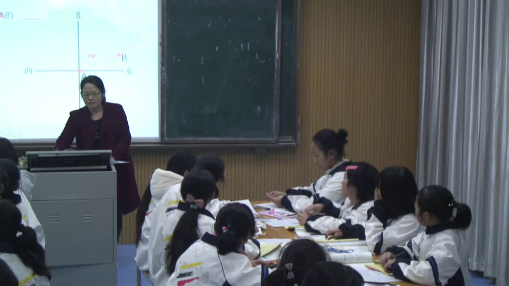 人教版数学七上《方位角》湖北李老师-县级优课