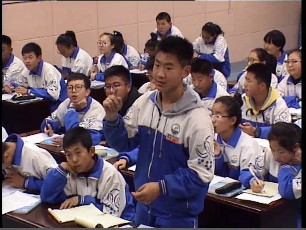 人教版数学八上《添括号法则》内蒙万老师-市一等奖