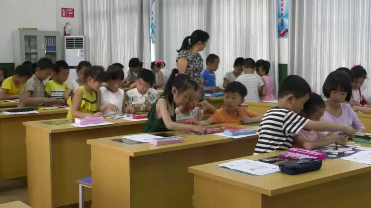 北师大版数学一上《做个加法表》安徽朱老师-市一等奖