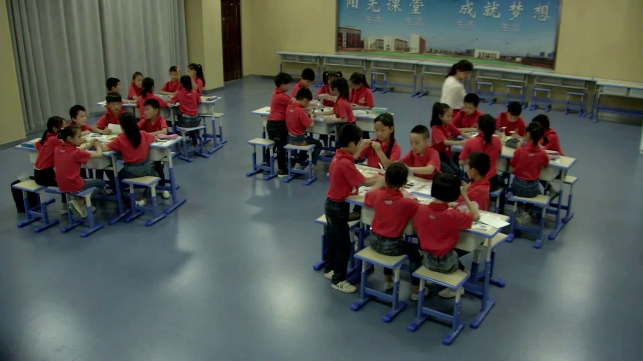 人教版道德与法治二上《4.团团圆圆过中秋》湖北黄老师-市一等奖