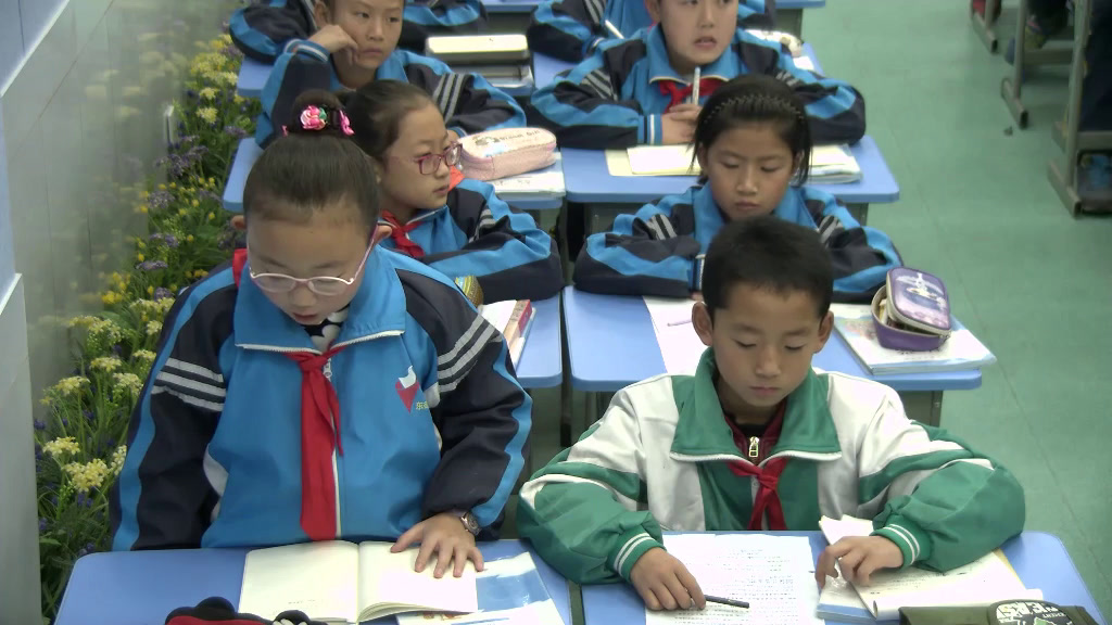 北师大版数学五上《找最小公倍数》甘肃荆老师-省一等奖
