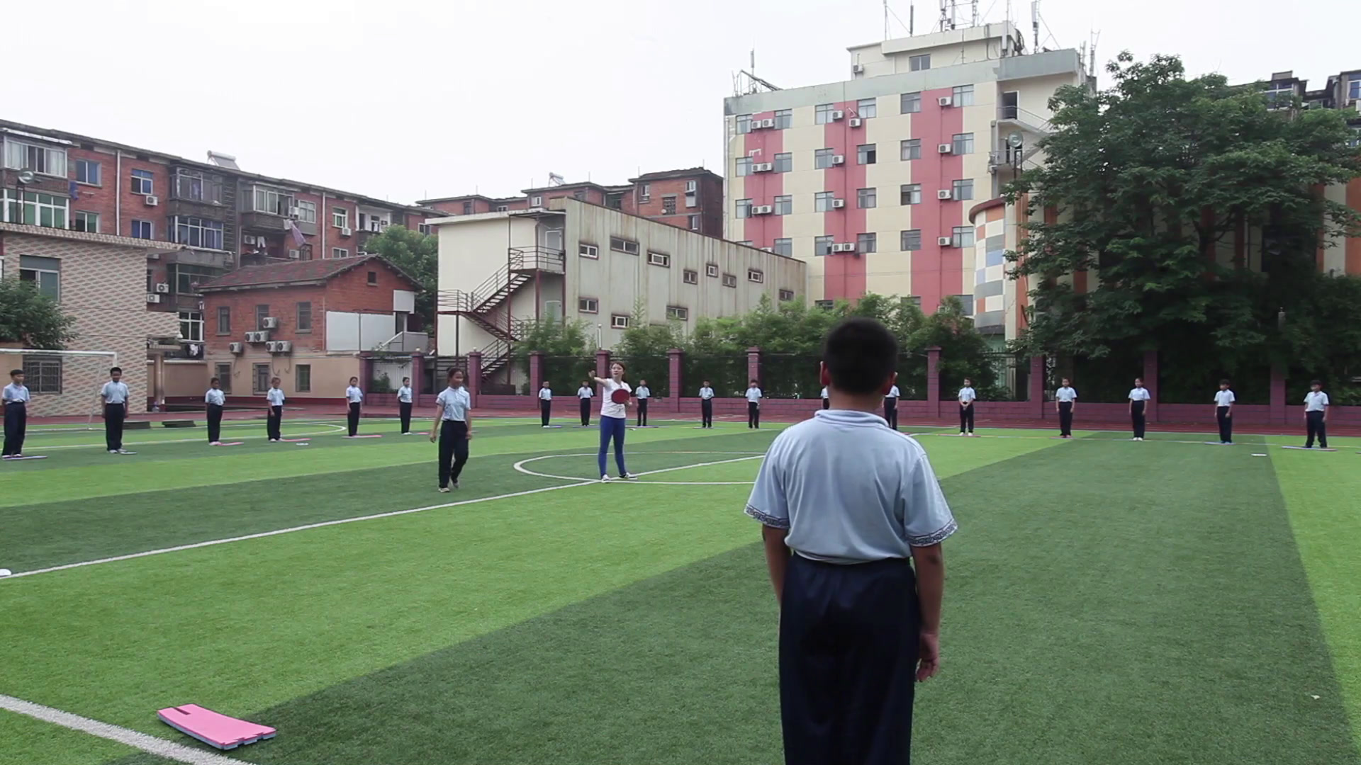 人教2011版体育与健康五至六年级《2.跨越式跳高技术，》江西熊老师-省一等奖