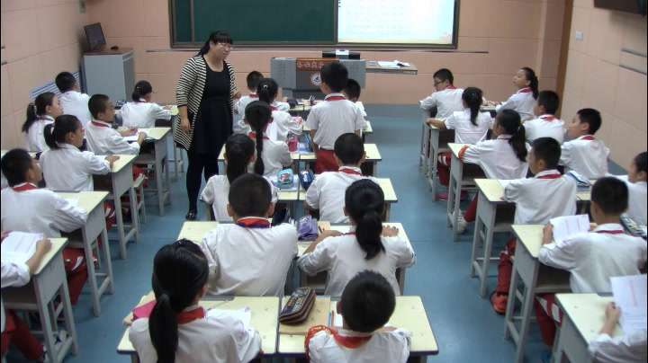 北师大版数学五上《探索活动2、5的，》内蒙于老师-市一等奖