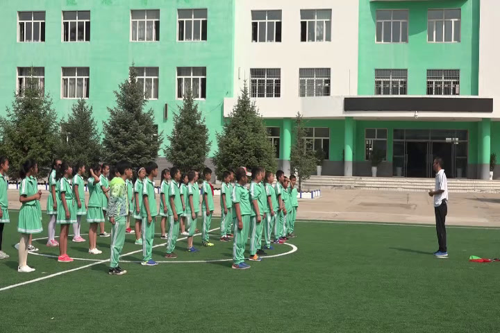 人教2011版体育与健康五至六年级《6.发展投掷能力的，》内蒙殷老师-省一等奖