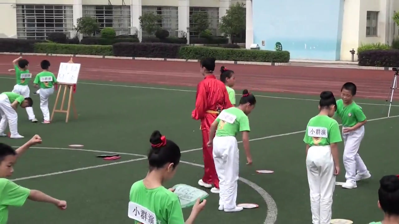 人教2011版体育与健康五至六年级《第七章武术》江西黄老师-全国一等奖