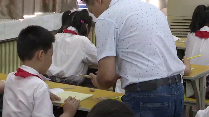 苏教版数学三上《2.从条件出发分析并解决问题（2）》河南胡老师-市一等奖