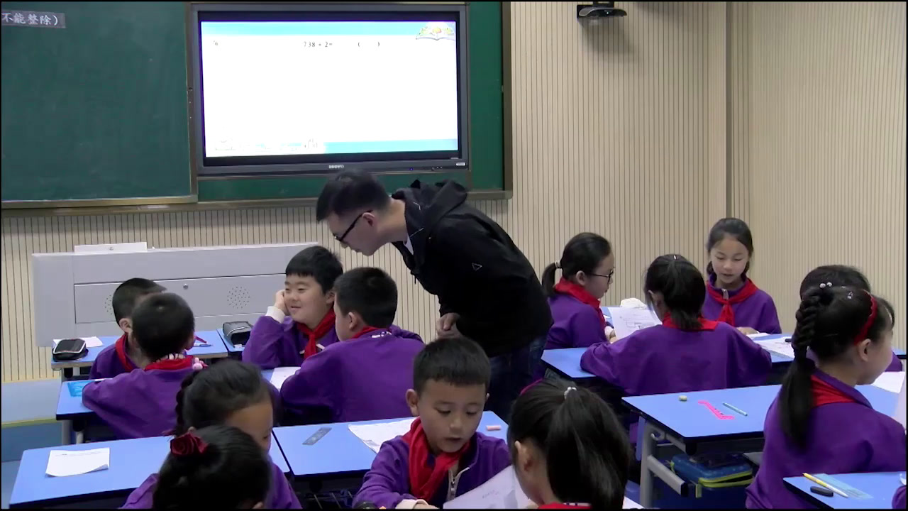 苏教版数学三上《6.笔算三位数除以一位数（首位不能整除）》安徽李老师-市一等奖