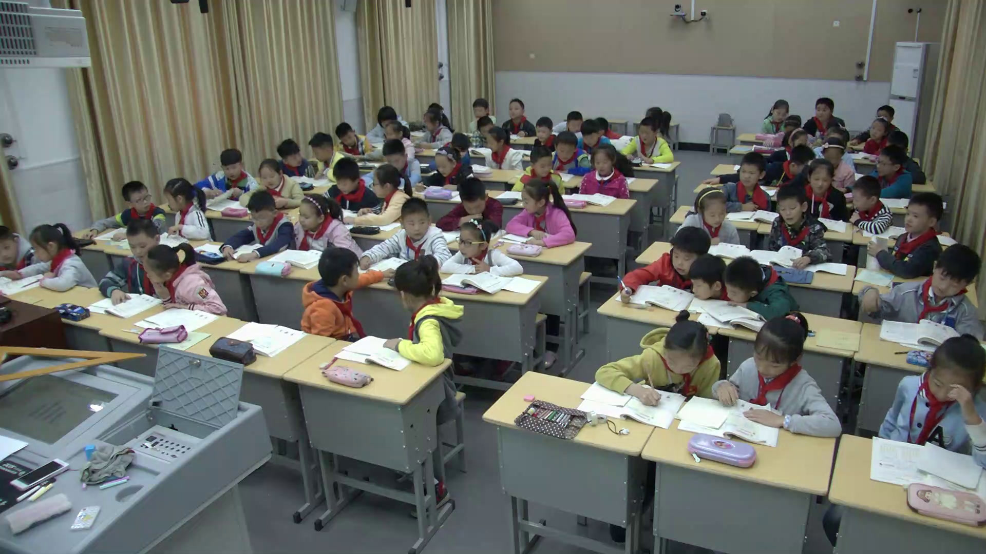 苏教版数学四上《4、平均数》江苏蒋老师-市一等奖