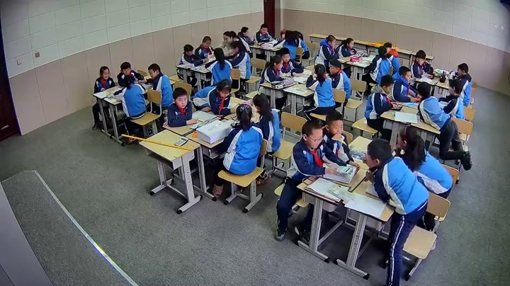 冀教版数学四上《亿以上数的改写；感受一亿》河北苗老师-县级优课