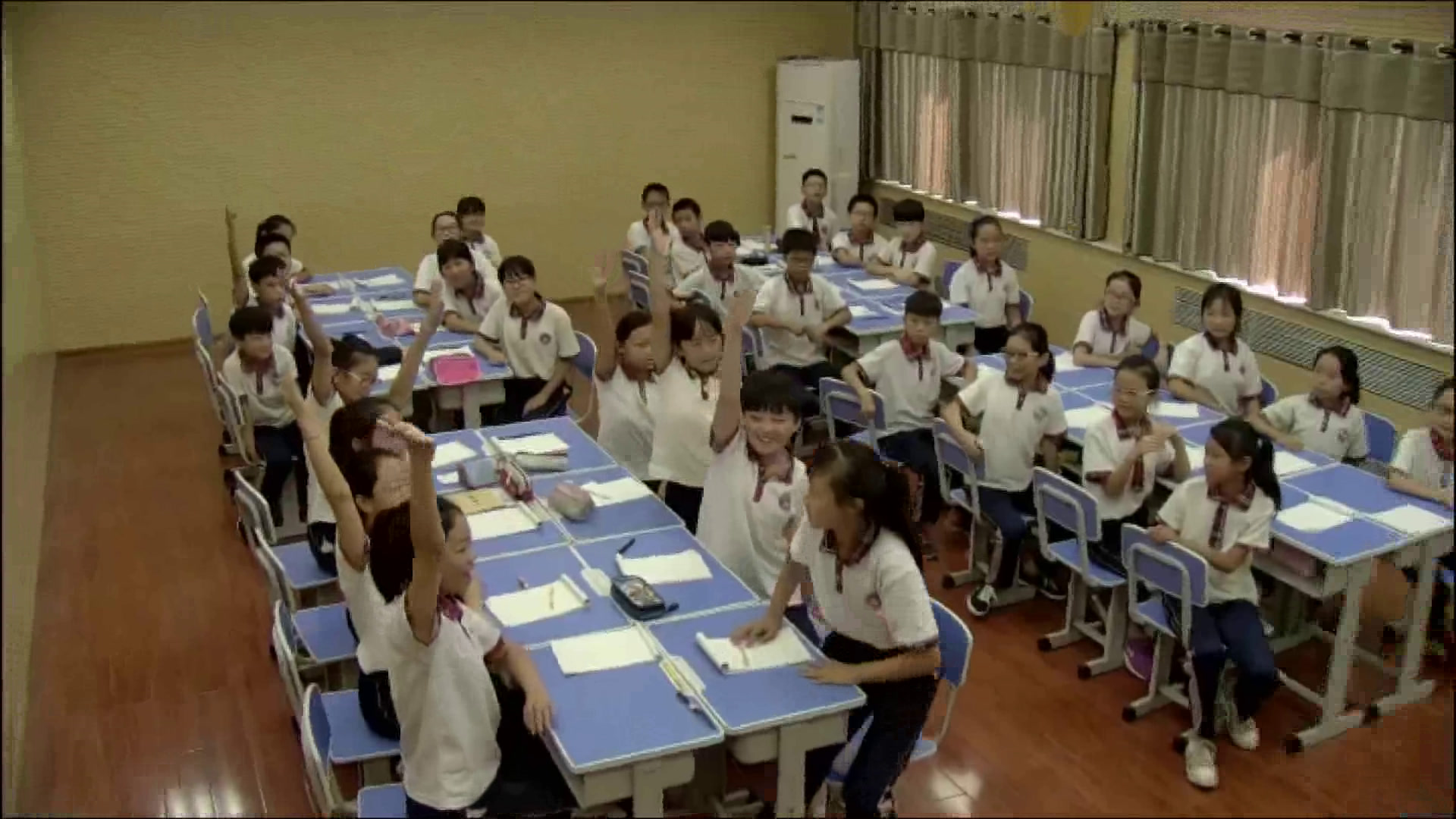冀教版数学五上《“鸡兔同笼”问题》河北孙老师-市一等奖