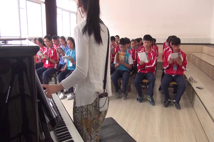 人教版音乐八下《化蝶》贵州何老师-市一等奖