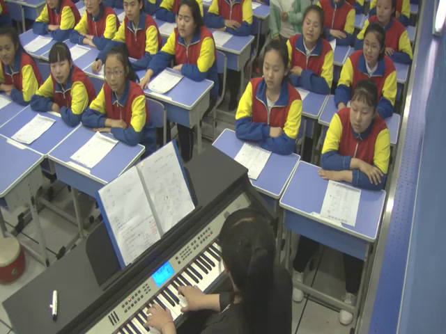 人教版音乐八下《学习测评》黑龙江时老师-市一等奖