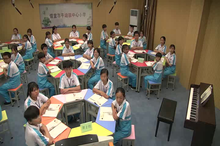 湘文艺版音乐八下《客家之歌》广东胡老师-市一等奖