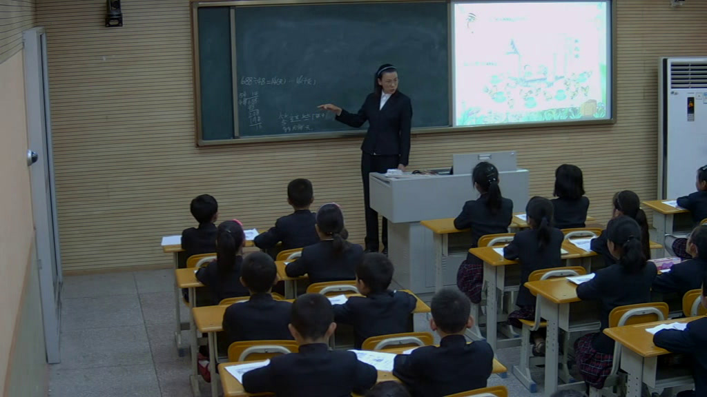 西南师大版数学四上《三位数除以两位数竖式计算》四川谢老师-县级优课