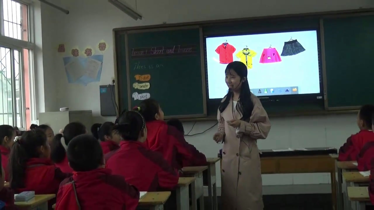 冀教版英语四上《Lesson1SkirtandTrousers》陕西王老师-县级优课