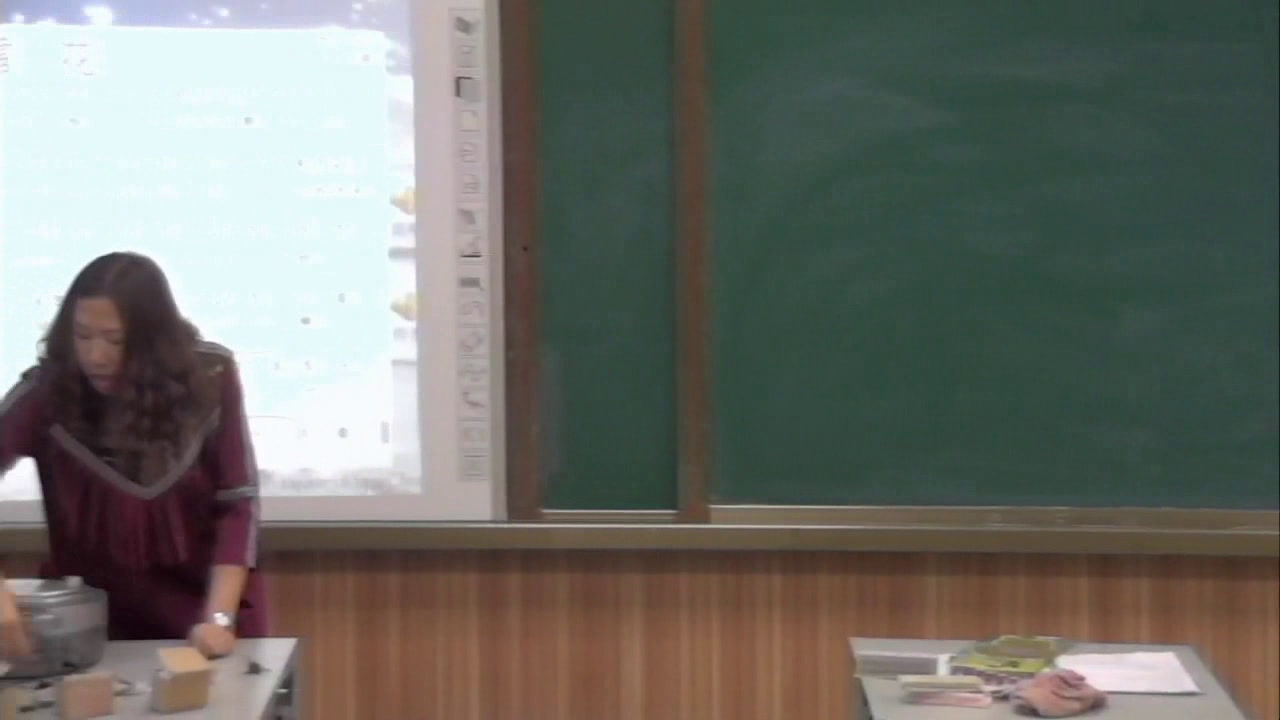 人教版音乐二上《唱歌　雪花》内蒙张老师-市一等奖