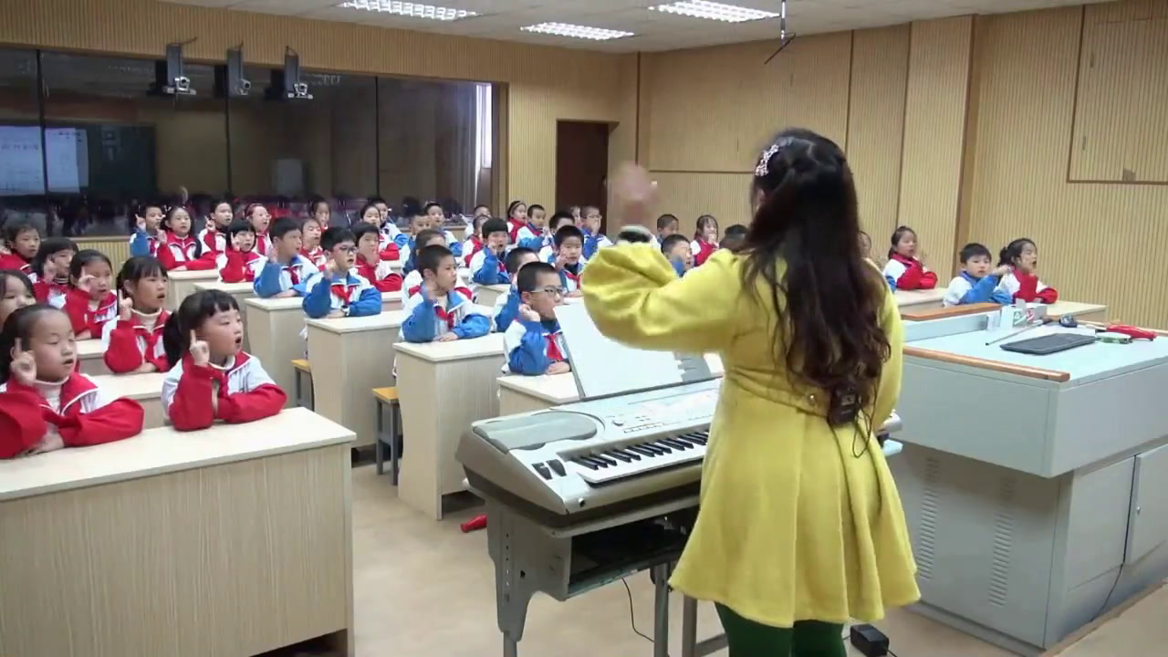 人教版音乐三上《土耳其进行曲》福建张老师-全国一等奖
