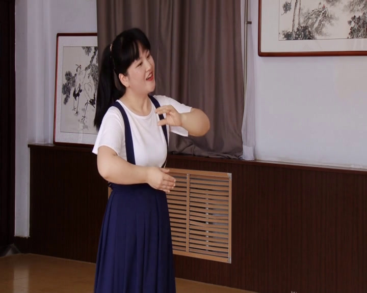 人教版音乐三上《唱歌　法国号》辽宁王老师-县级优课