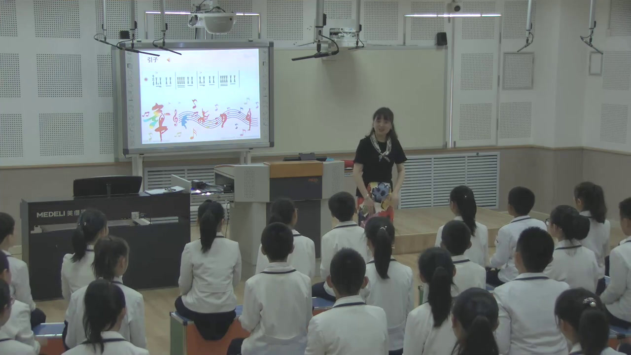 人教版音乐五上《新疆舞曲第二号》辽宁孙老师-市一等奖