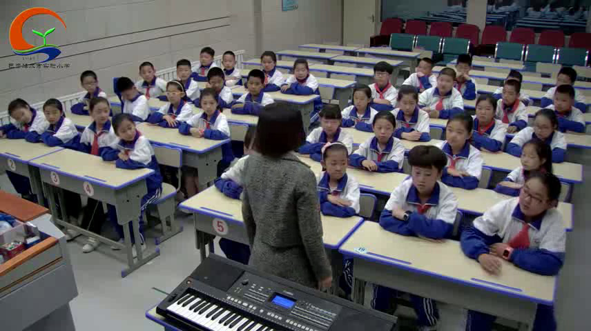 人教版音乐五上《欣赏　大河之舞》内蒙王老师-市一等奖