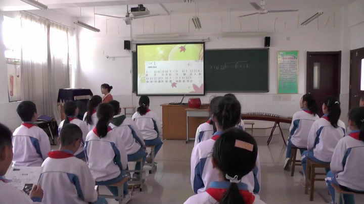 湘文艺版本音乐六上《（听赏）花好月圆》山东张老师-市一等奖