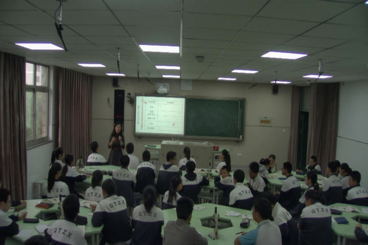 苏教版生物七上《第一节探索生命的器具》江苏屠老师-市一等奖
