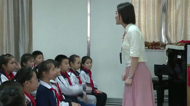 苏少版音乐三上《听八月桂花遍地开打枣》江苏丁老师-县级优课