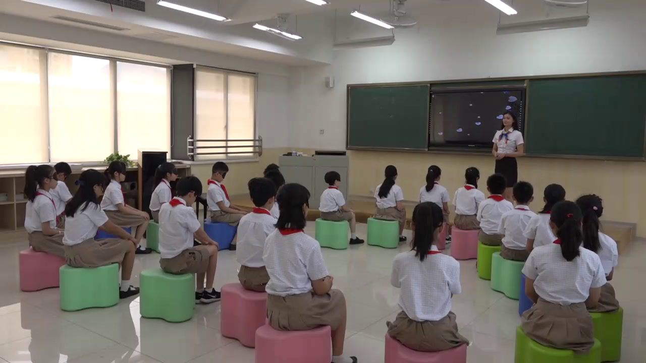 苏少版音乐五上《唱七子之歌—澳门爱的人间》江苏刘老师-县级优课
