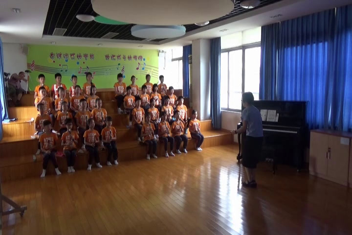 花城粤教版音乐四上《学吹竖笛（一）》广东黄老师-省一等奖