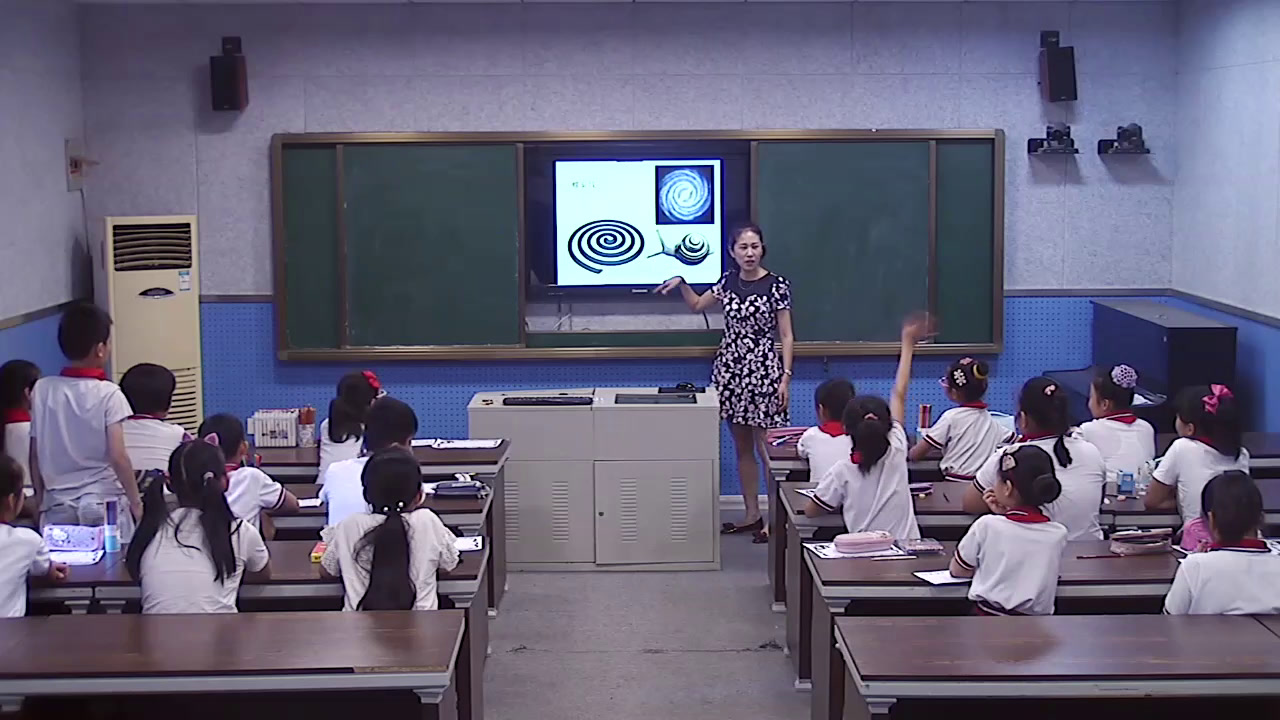 人教版美术四上《第4课　生活中的线条》江苏陈老师-市一等奖