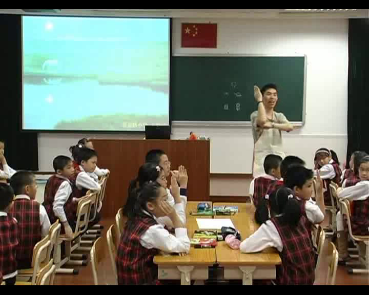 岭南版美术三上《3.肚子里的故事》广东石老师-县级优课