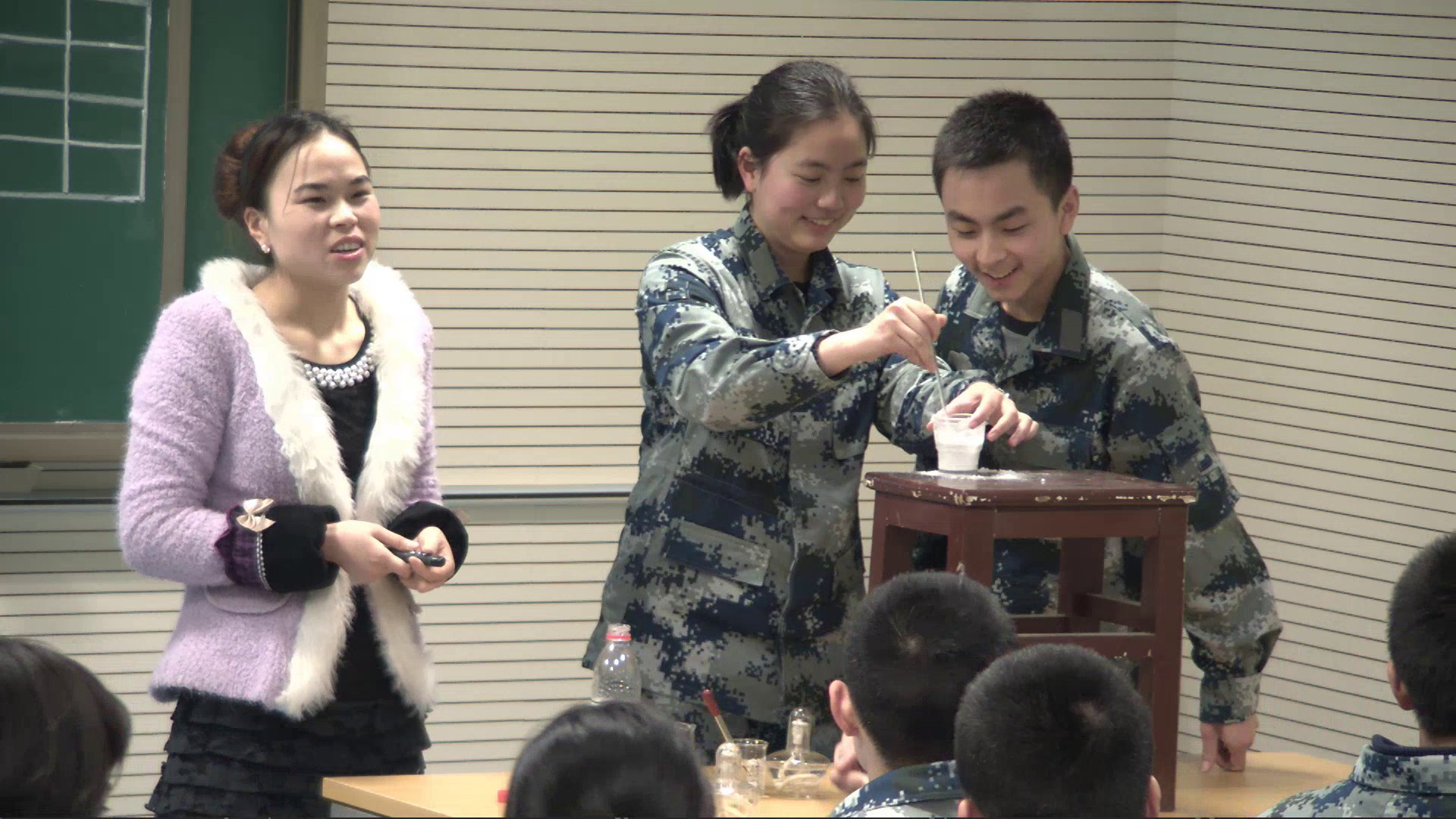 人教版化学必修2《第一节　化学能与热能》湖北方老师-省一等奖