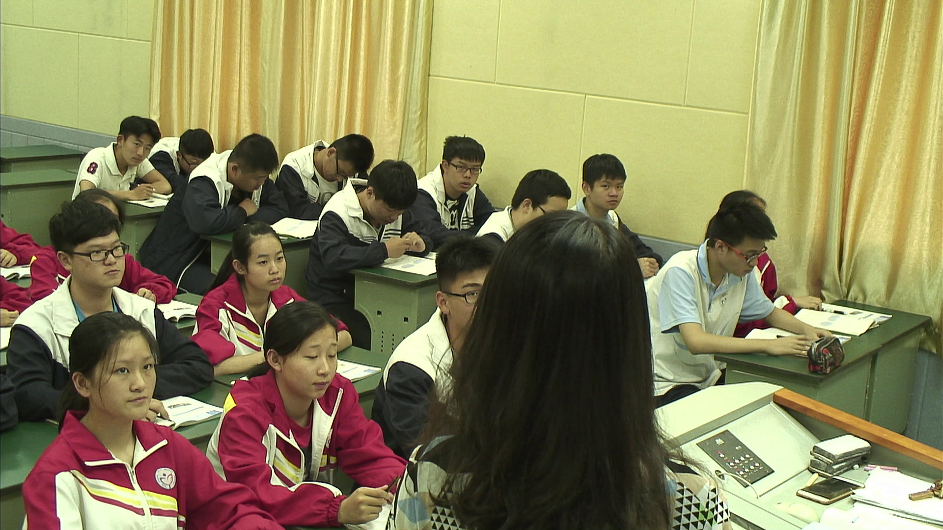 人教版政治必修3《色彩斑斓的文化生活》江西谢老师-省一等奖