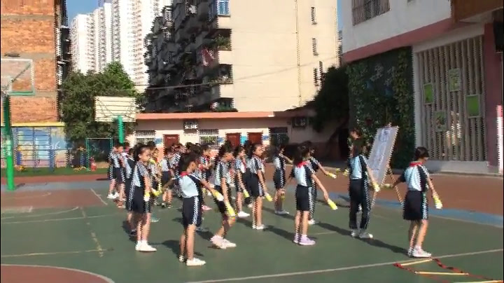 体育三四年级《韵律操》广西黄老师-全国一等奖