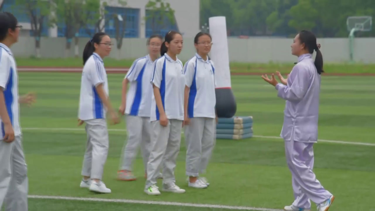 人教版高中体育《5.女子防身术》浙江吴老师-省一等奖