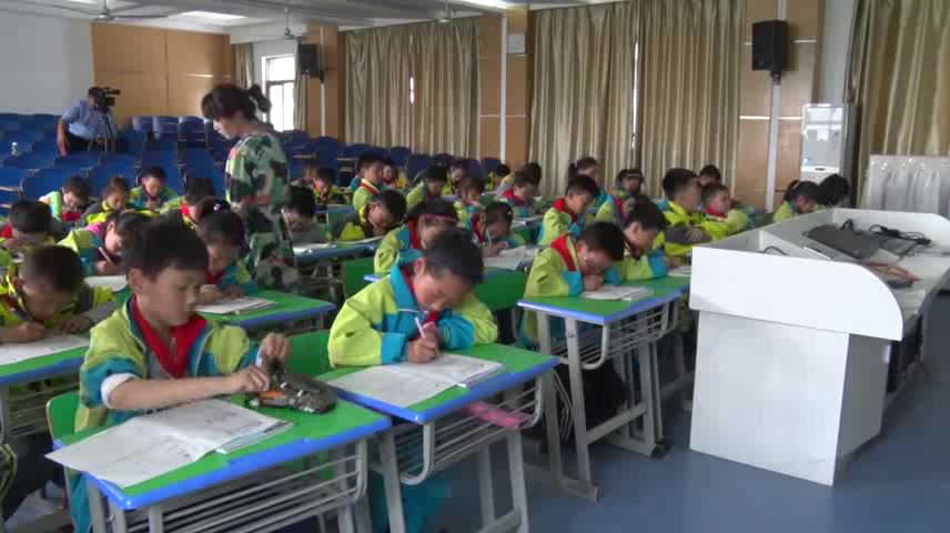 苏教版数学三下《2.除法和加、减法的两步混合运算（不含小括号）》安徽胡老师-市一等奖