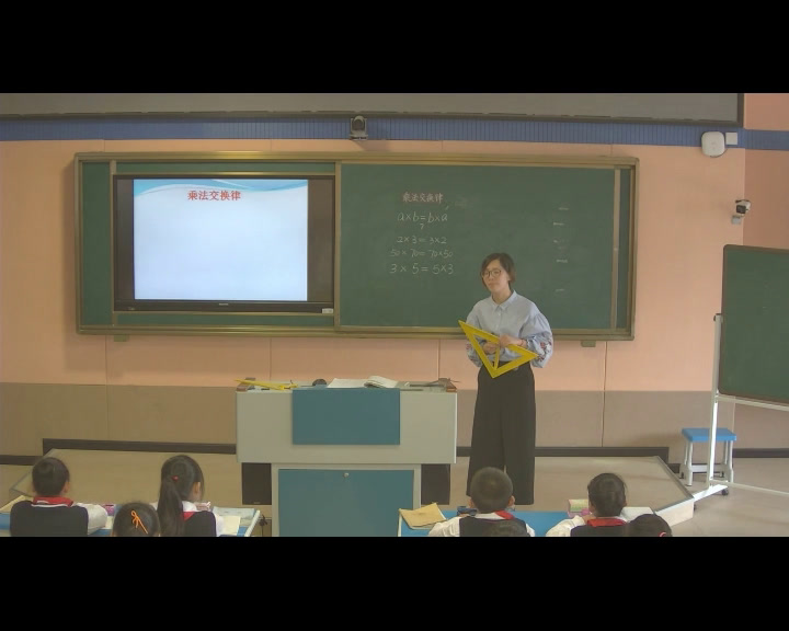苏教版数学四下《4、乘法交换律和结合律及有关的简便计算》江苏储老师-市一等奖