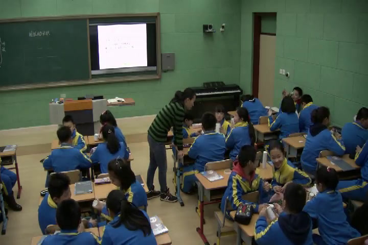 苏教版数学六下《1、圆柱和圆锥的认识》辽宁茹老师-市一等奖