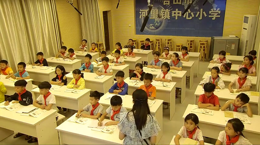 冀教版数学三下《乘数末尾有0的乘法》广西张老师-市一等奖