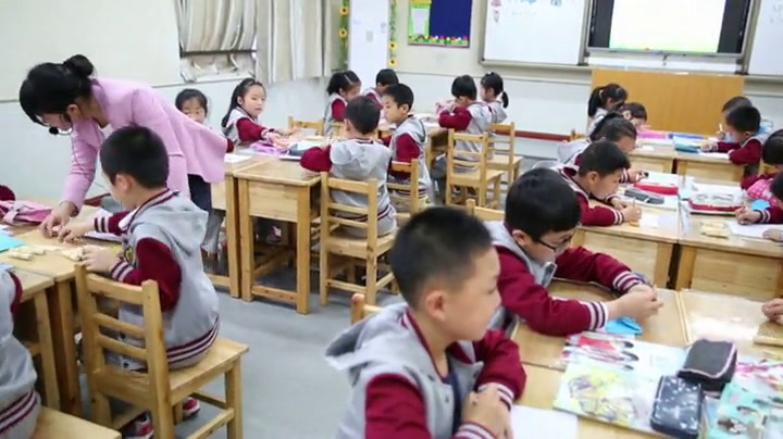 西南师大版数学一下《两位数加两位数的进位加法》重庆代老师-县级优课