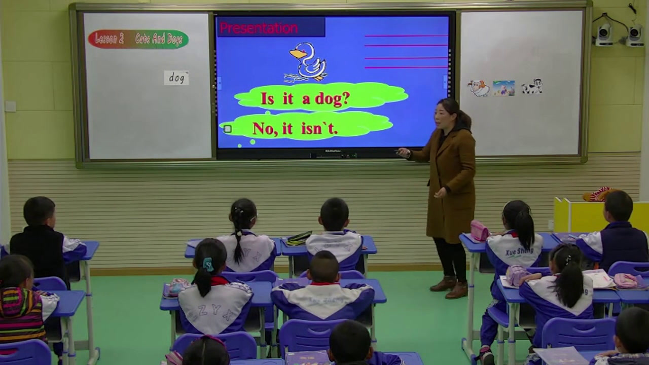 冀教版英语三下《Lesson2CatsandDogs》西藏次老师-市一等奖