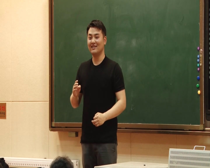 人教版音乐一下《唱歌　小小的船》辽宁靳老师-市一等奖