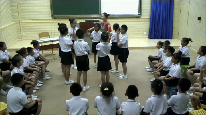 人教版音乐一下《选唱　请你唱首歌吧》辽宁高老师-市一等奖