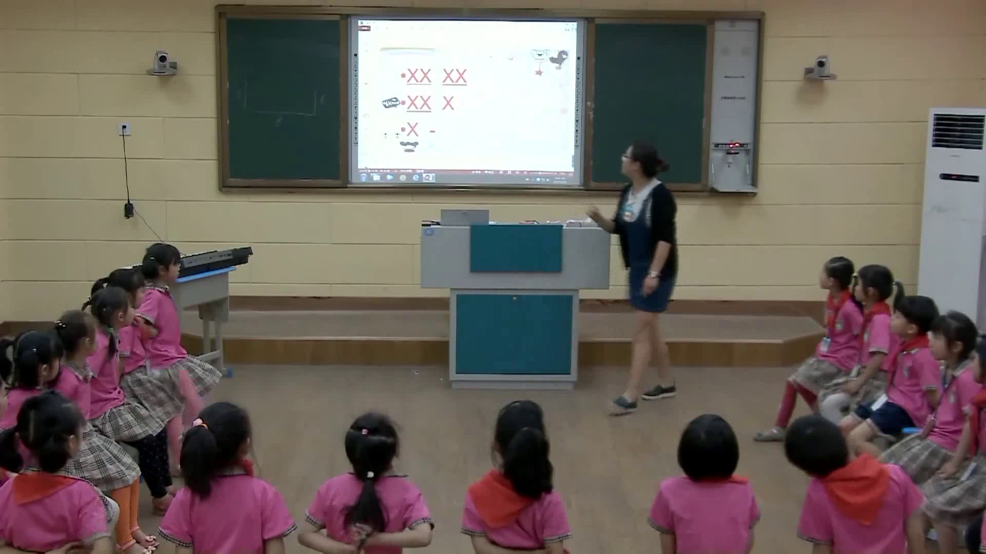 人教版音乐一下《选唱　粉刷匠》江西金老师-省一等奖