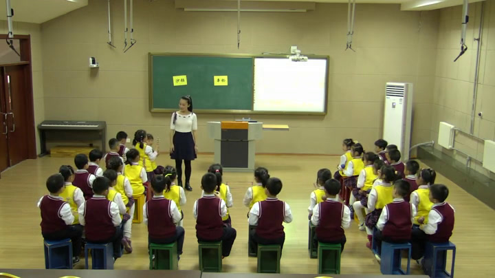 人教版音乐一下《学乐器　沙槌和串铃》辽宁苗老师-省一等奖
