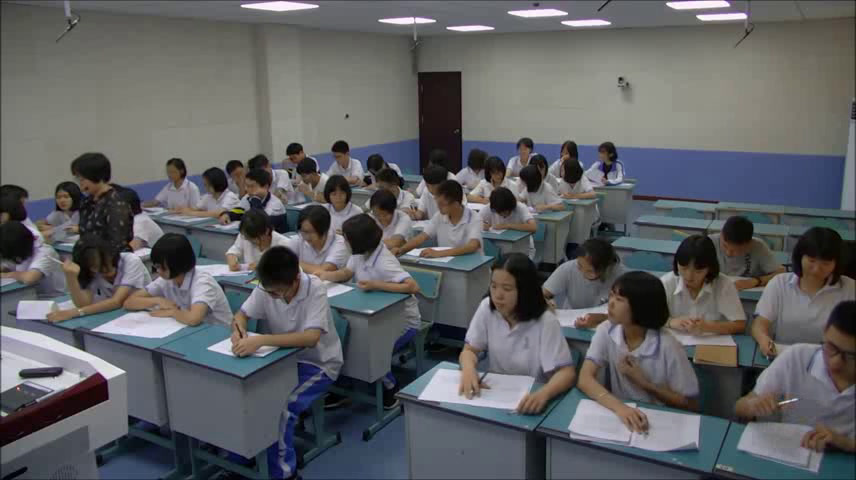 外研版英语必修2 Module 1《Writing》海南老师-省一等奖