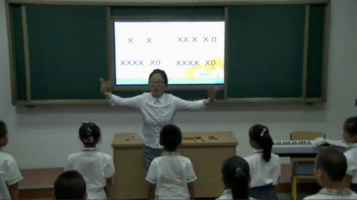 人教版音乐三下《采山》辽宁隋老师-省一等奖