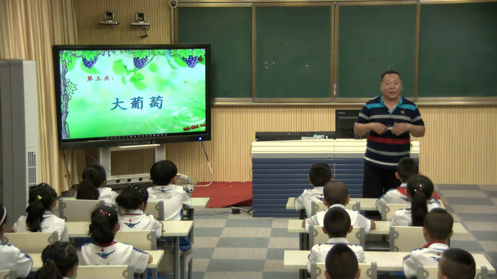 人教版音乐三下《蜗牛与黄鹂鸟》甘肃何老师-市一等奖