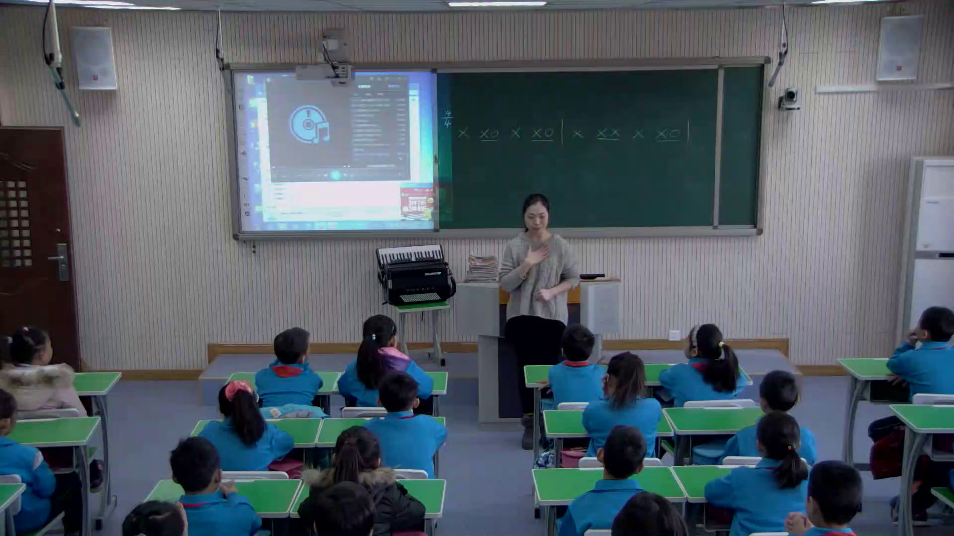 人教版音乐三下《演奏》河北贾老师-县级优课